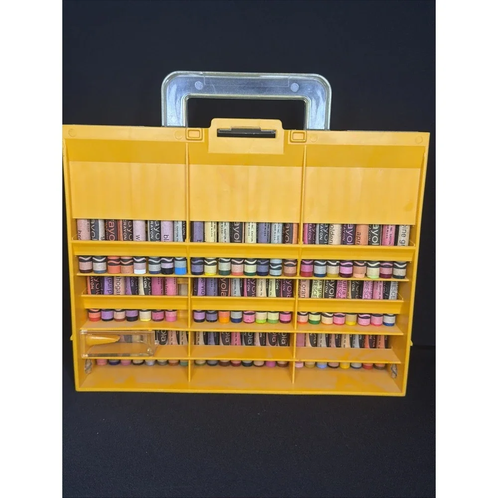 Vintage Crayola 72 Color Crayon With Case,  #E1C4EB, Mostly Unused. Missing One.